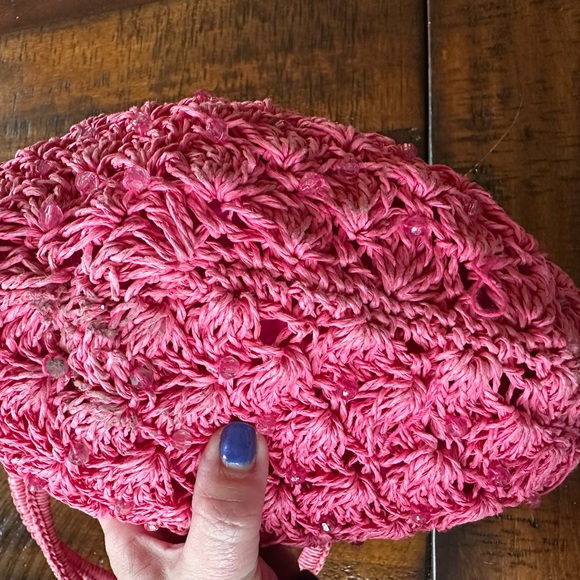 Cute pink straw bag with circular handles - Picture 3 of 6